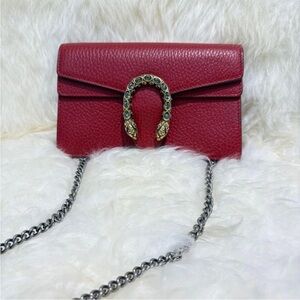 Gucci Red Crossbody Bag with Chain Strap
